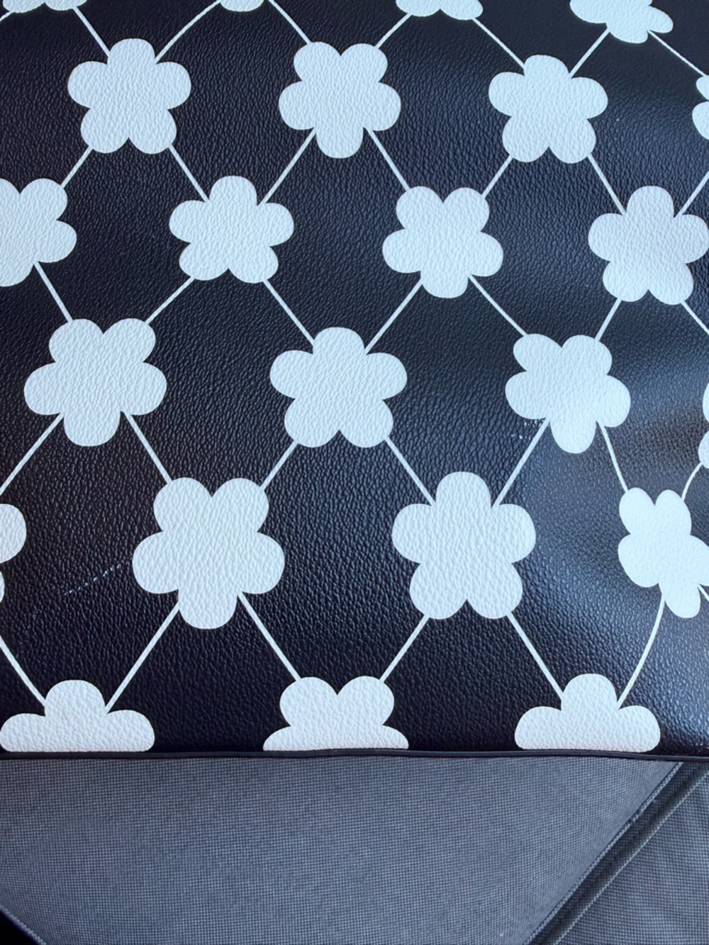 Kate Spade Grant Street Totes - Picture 10 of 10